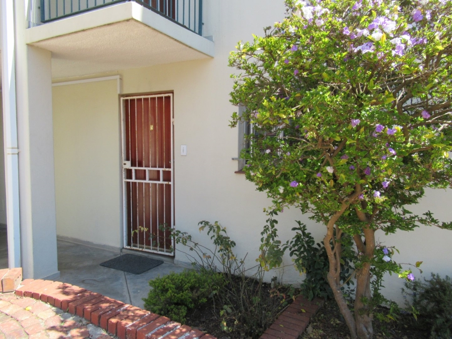 To Let 3 Bedroom Property for Rent in Dennesig Western Cape